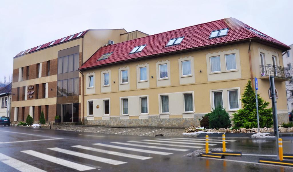 Hotel Rainer Brašov Exteriér fotografie